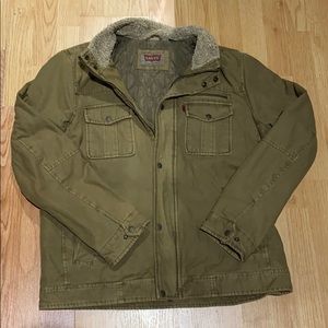 Levi’s Sherpa lined trucker jacket
